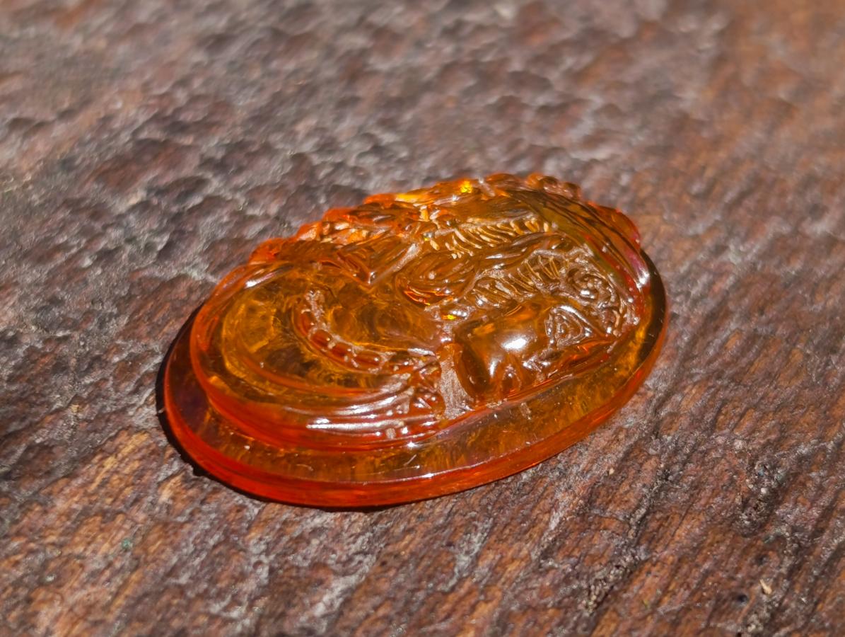 Hand Made Beautiful Fossil Amber Carved Princess Intaglio Cabochon x 1 From Poland