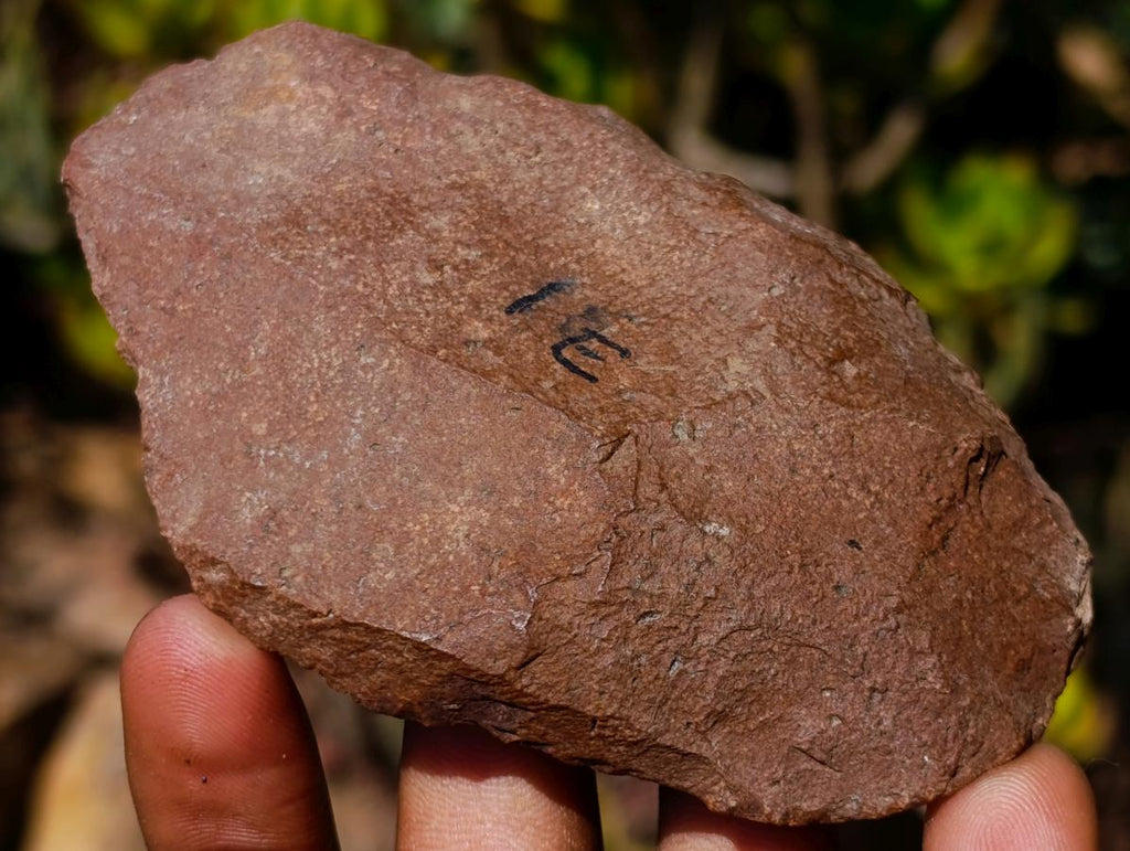 Hand Made Middle Stone Age Ancient Stone Tool Artifact x 1 From Rooikop Alluvial Deposit, South Africa
