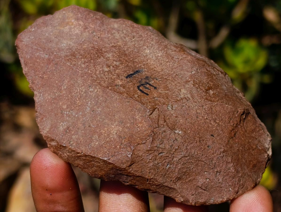Hand Made Middle Stone Age Ancient Stone Tool Artifact x 1 From Rooikop Alluvial Deposit, South Africa