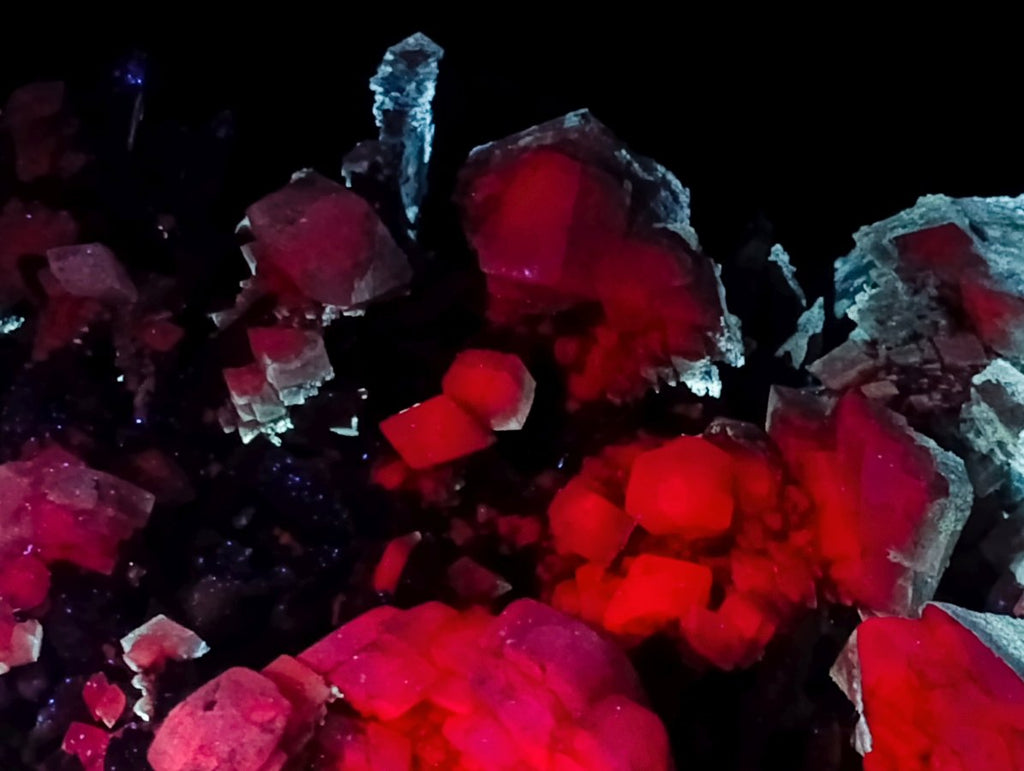 Natural Biggest and Best Albert Mountain Fluorescent Calcite Specimen in Existence x 1 From Albert's Mountain, Lesotho