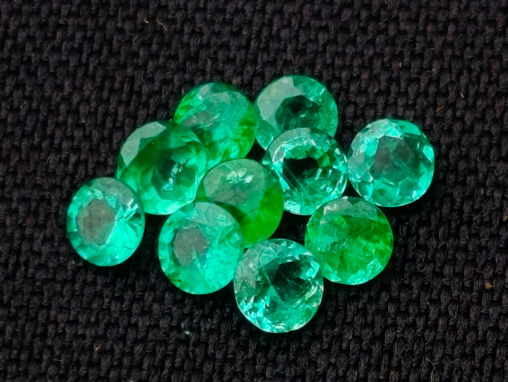 Polished Parcel of 10 Calibrated 3 mm Gem Emerald Faceted Stones x 1 From Sandawana, Zimbabwe