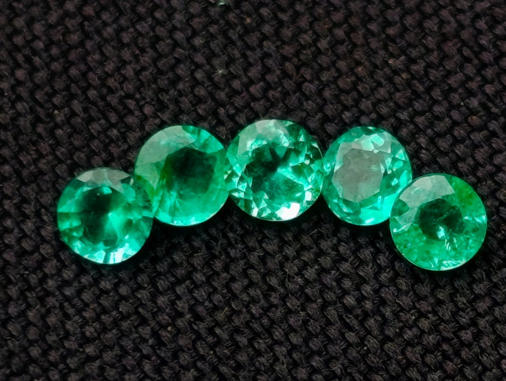 Polished Parcel of 10 Calibrated 3 mm Gem Emerald Faceted Stones x 1 From Sandawana, Zimbabwe