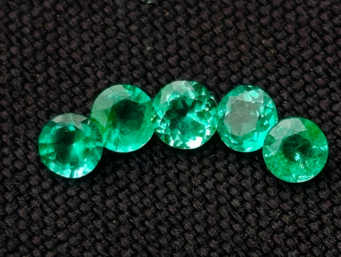 Polished Parcel of 10 Calibrated 3 mm Gem Emerald Faceted Stones x 1 From Sandawana, Zimbabwe
