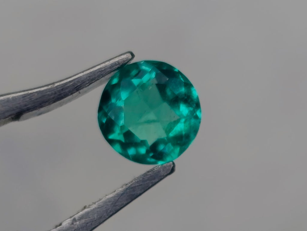Polished Parcel of 10 Calibrated 3 mm Gem Emerald Faceted Stones x 1 From Sandawana, Zimbabwe