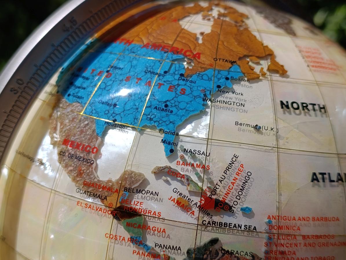 Hand Made Vintage Mother Of Pearl World Globe x 1 From China