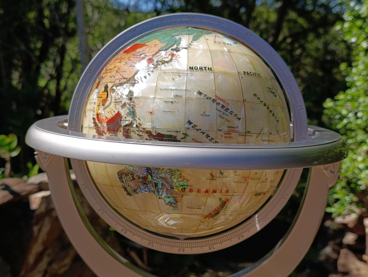 Hand Made Vintage Mother Of Pearl World Globe x 1 From China