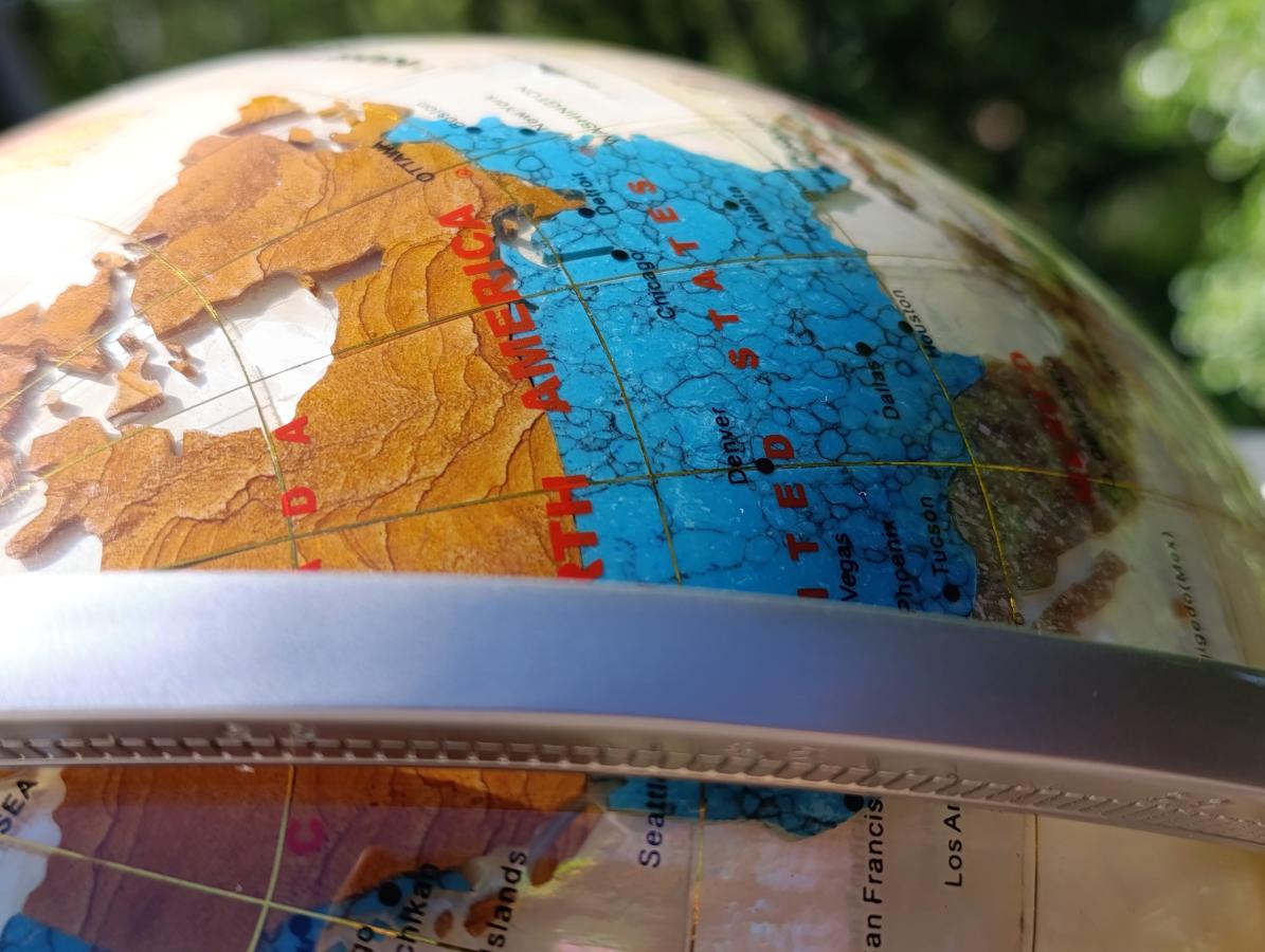 Hand Made Vintage Mother Of Pearl World Globe x 1 From China