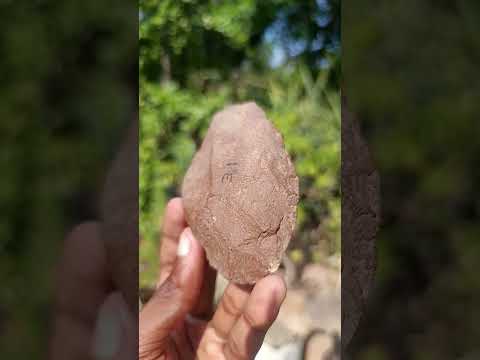 Hand Made Middle Stone Age Ancient Stone Tool Artifact x 1 From Rooikop Alluvial Deposit, South Africa