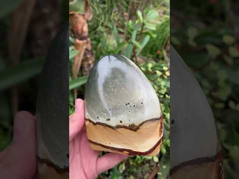 Polished Polychrome Jasper Standing Free Form x 1 from Northwest Coast, Madagascar