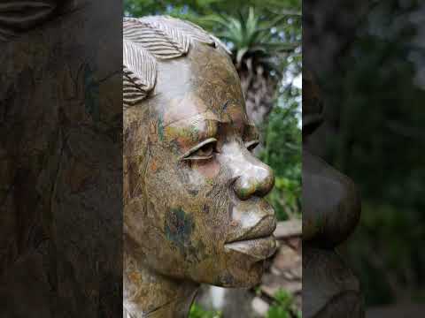 Hand Made XXL Young African Woman Green Verdite Bust x 1 From Zimbabwe